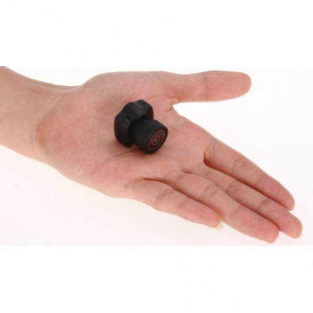 Маленькая видеокамера «Y2000» Маленькая видеокамера «Y2000»